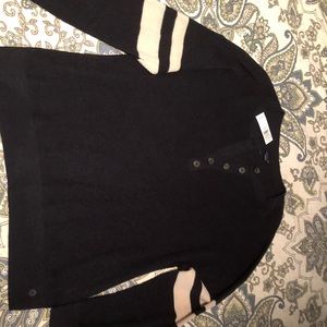 American Eagle women’s navy sweater NEW XL